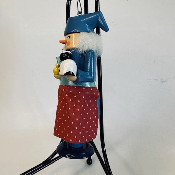 Hallmark Keepsake Ornaments 1992 Frieda The Animals' Friend Nutcracker VTG - Picture 6 of 16